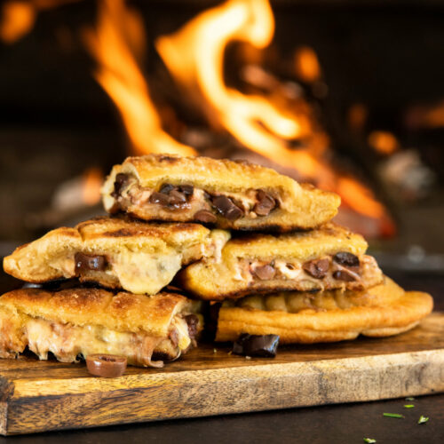Garlic Braai Pie - Olive & Rosemary (400 g)